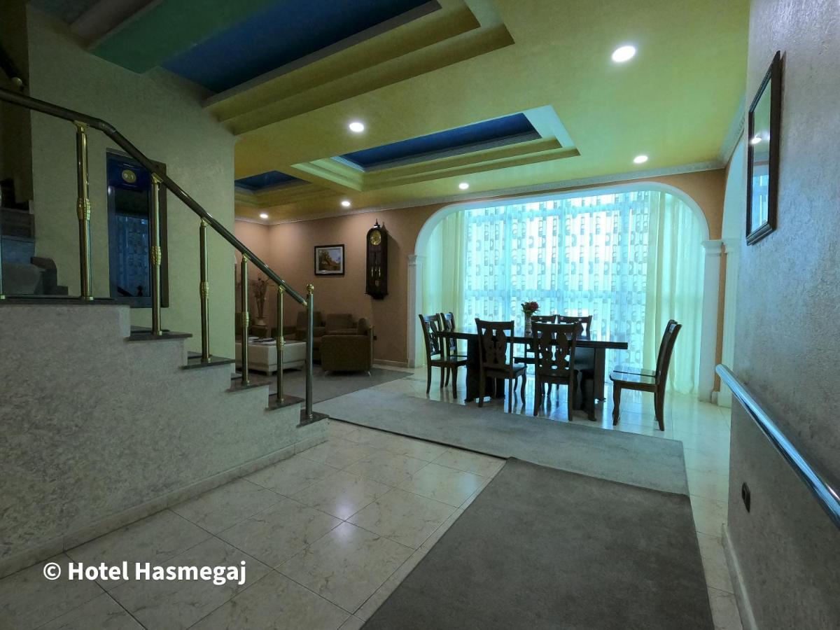 Hotel Hasmegaj Mahall' e Kryethuit 외부 사진