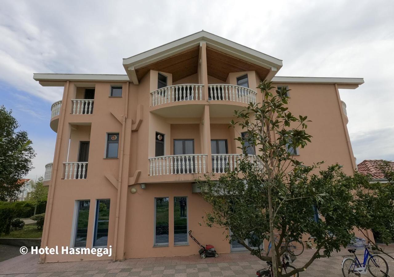 Hotel Hasmegaj Mahall' e Kryethuit 외부 사진